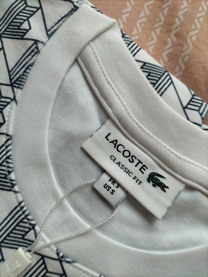 T-shirt homme lacoste classic fit taille S coton 35€ - photo numéro 4