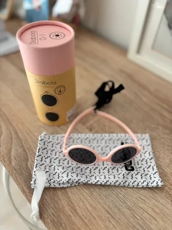 Lunette de soleil bébé Ki et la Diabola