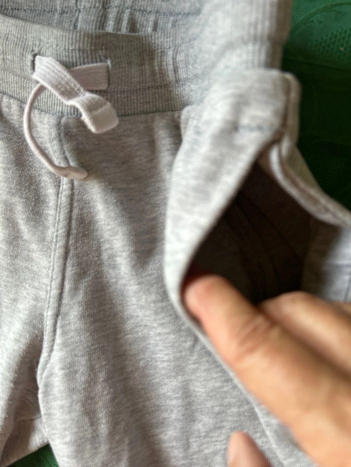 Short gris 7-8 ans H&M - photo numéro 2