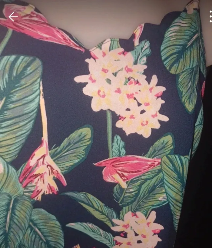 Joli débardeur fleuri tropical taille M - photo numéro 5
