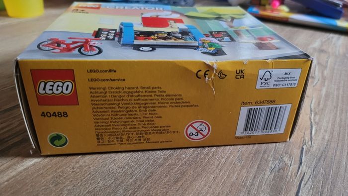 Stand de café lego 40488 - photo numéro 3