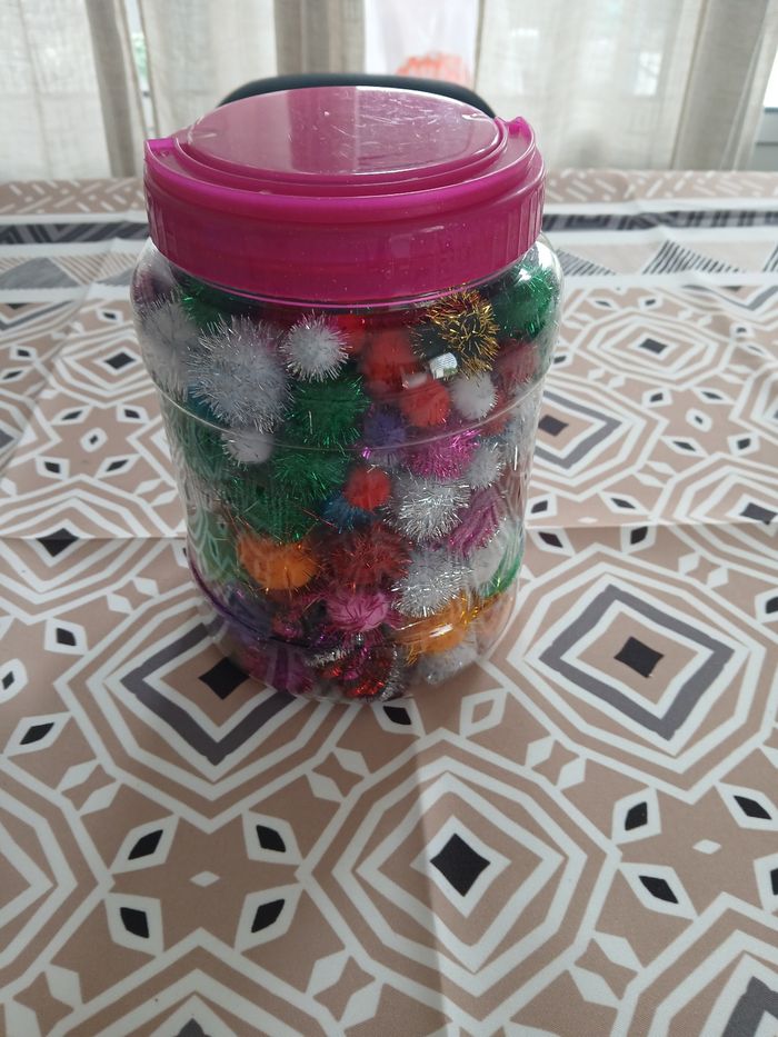 Lot petites boules de manipulation - photo numéro 4