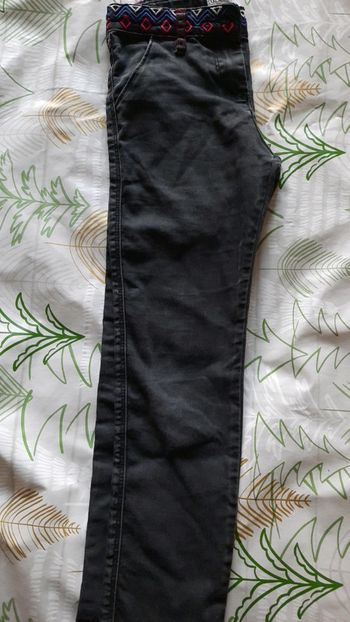 👖 noir taille 8 ans