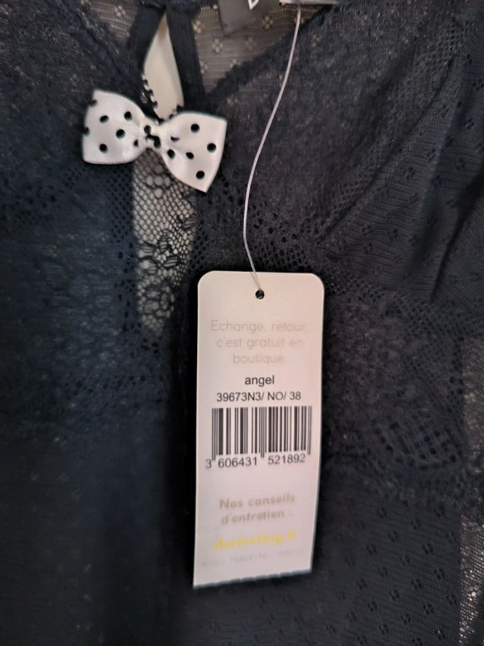 Nuisette noire dentelle Darjeeling 38 - photo numéro 3