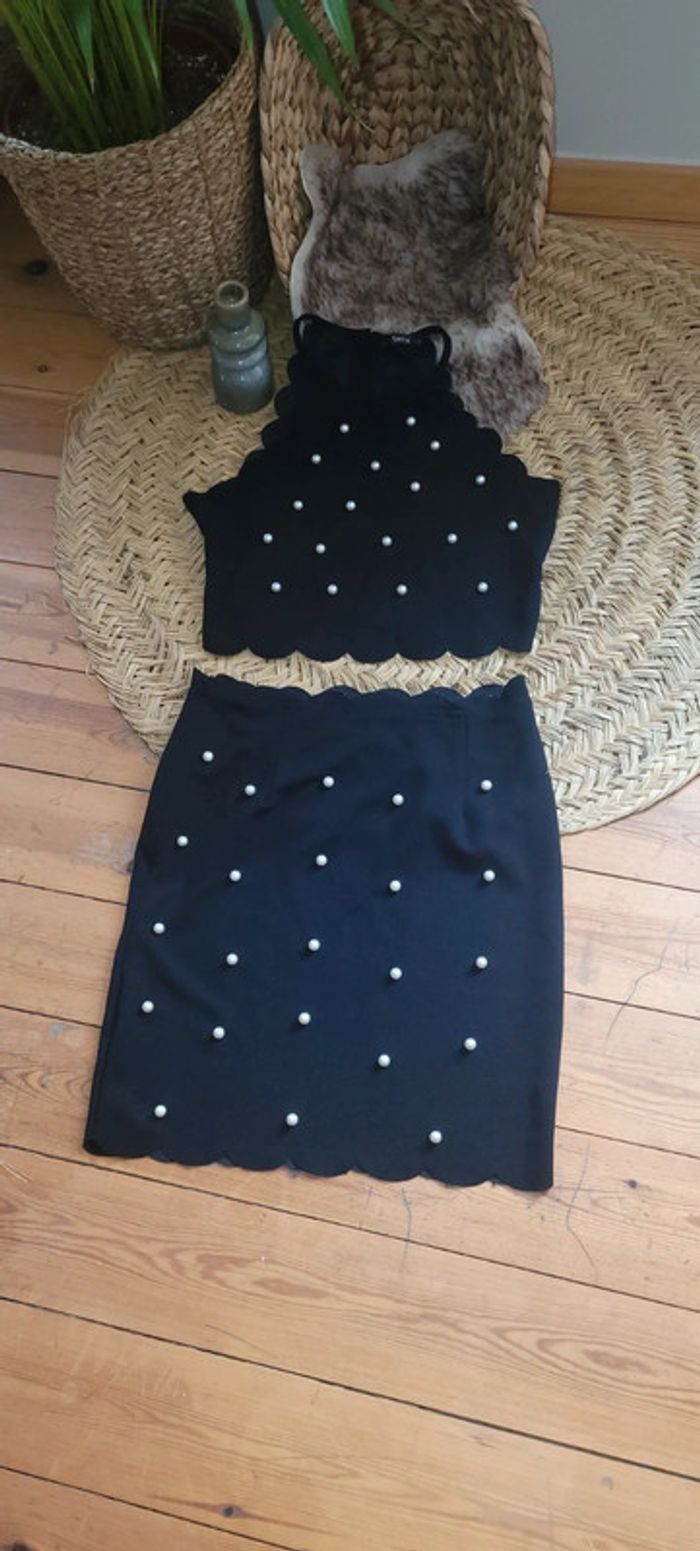 Joli ensemble jupe et crop top Taille M