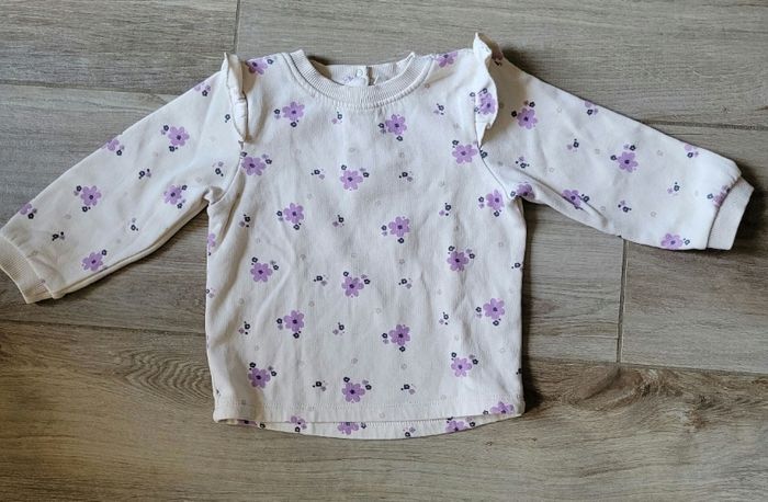 Ensemble pull molletonné fleuri et jeans taille 18 mois - photo numéro 2