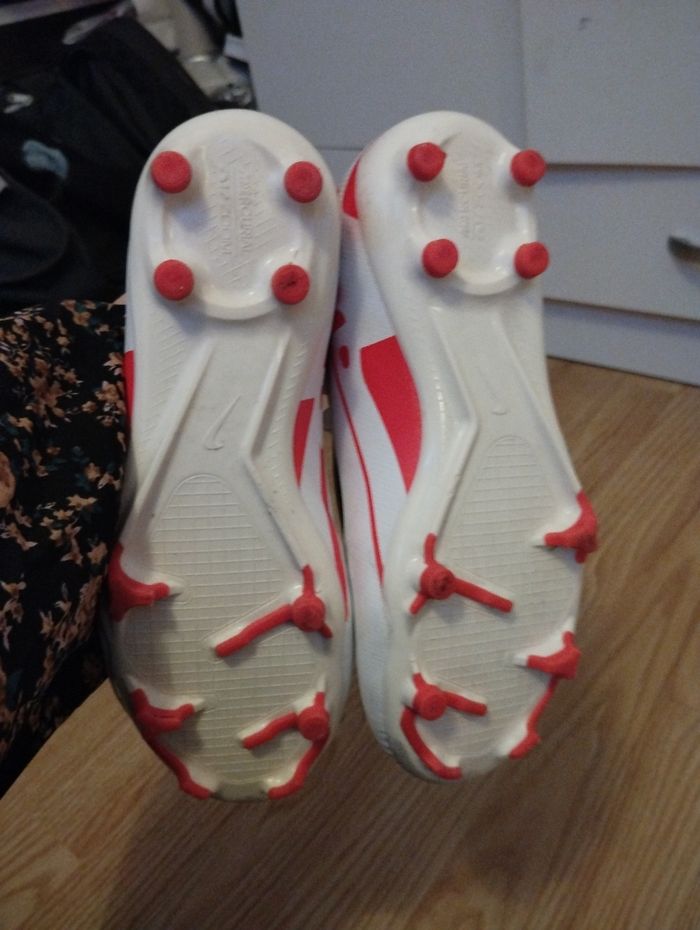 Crampons Nike air zoom taille 38 - photo numéro 3