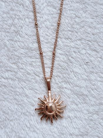 Collier soleil en acier inoxydable rose gold