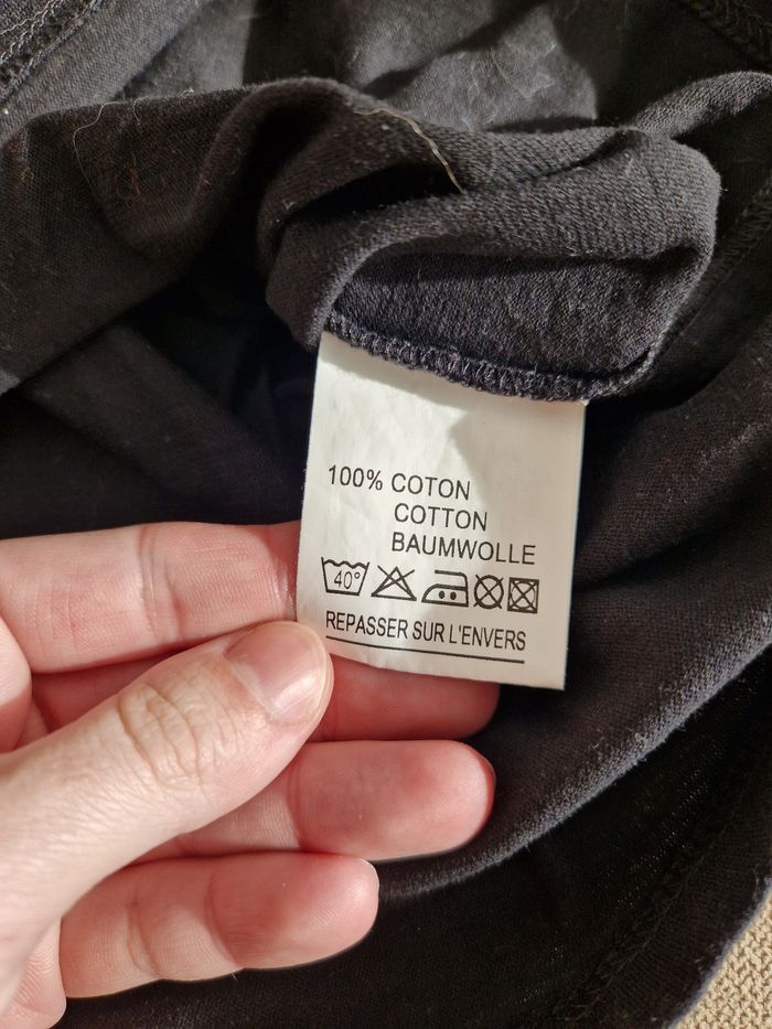 Chemise noire - photo numéro 9