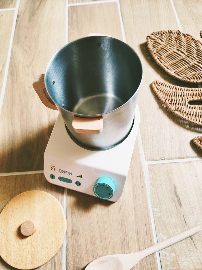 🥦Dinette Jouet robot cuisine avec spatule en bois marque Vertbaudet - photo numéro 3