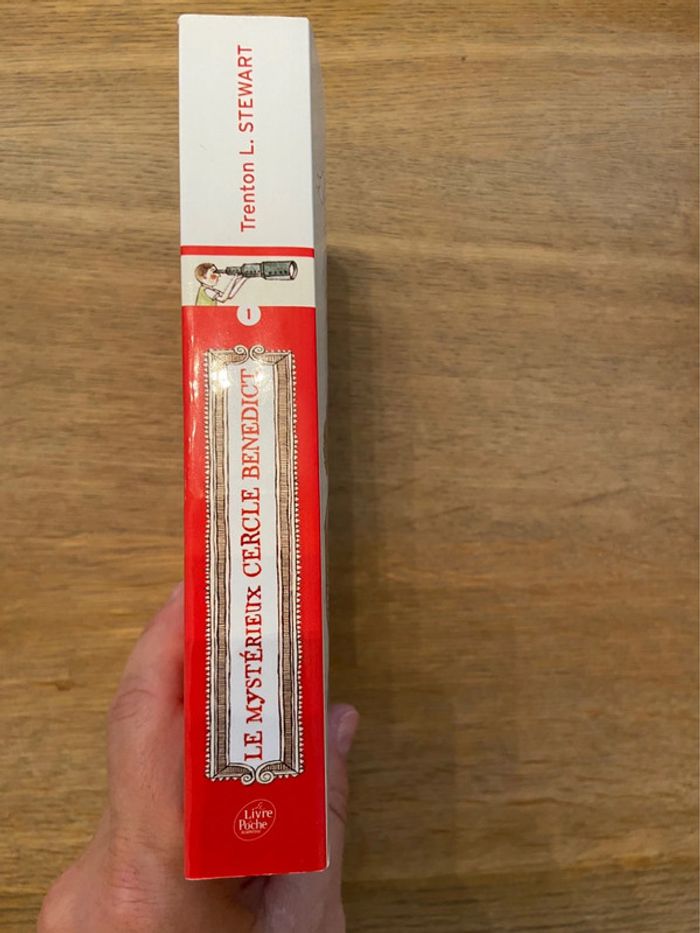 « Le mystérieux cercle Benedict » Trenton Lee Stewart - photo numéro 2