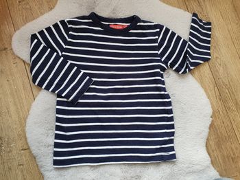 T.shirt manches longues rayé bleu marine et blanc Tissaia 4 ans