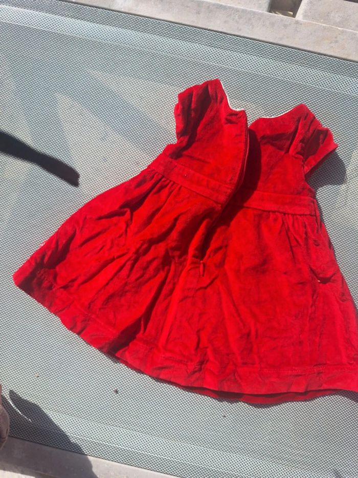 Robe rouge