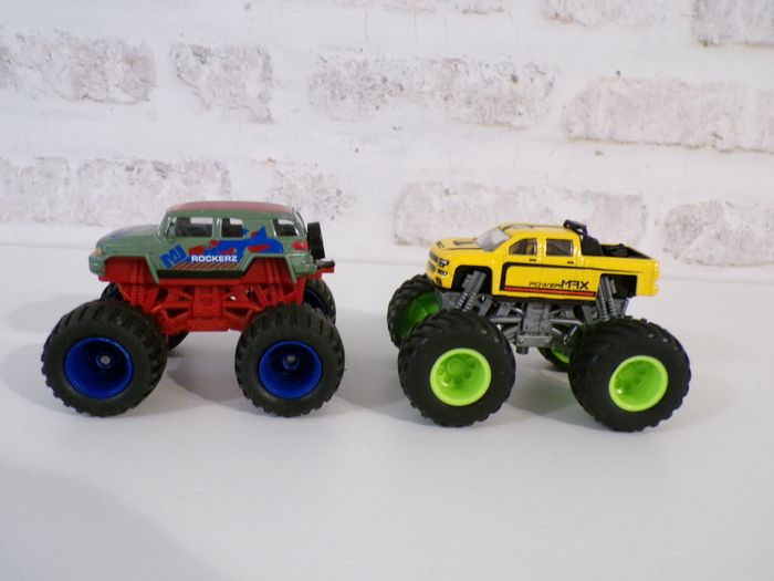 Monster Trucks - Power Max - Rockerz  (J14) - photo numéro 2