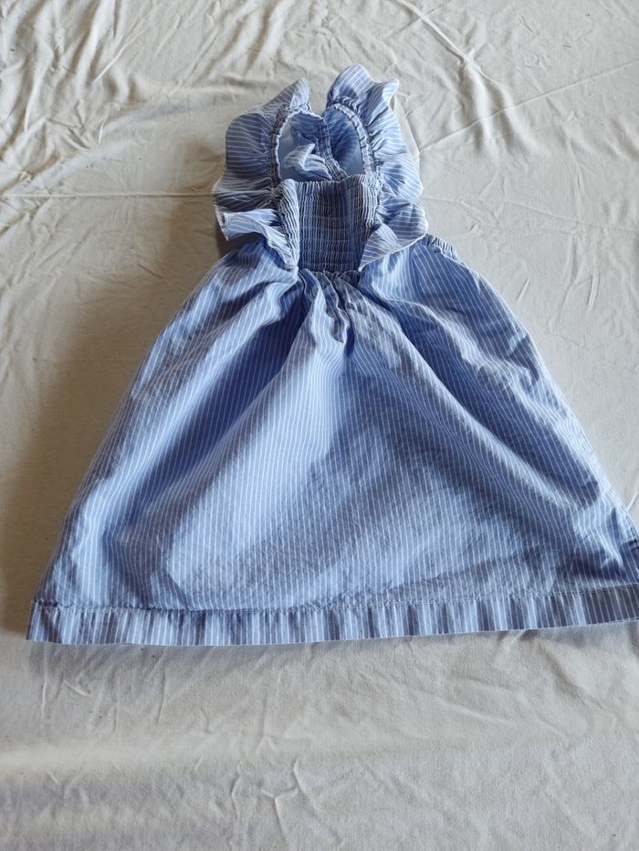 Robe dos nu