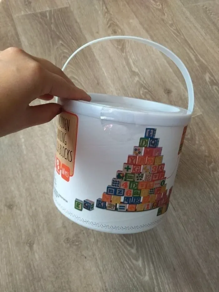 Seau de cubes neuf en bois - photo numéro 4