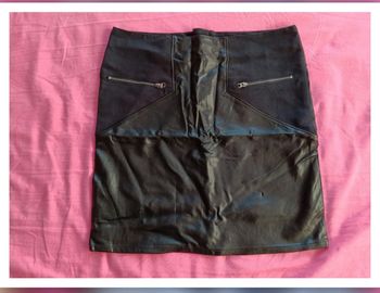 Jupe simili cuir noir 38