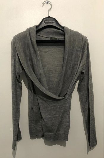 Joli pull fin gris Mexx taille L avec grand décolleté