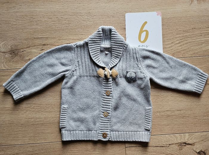 Gilet bouton 6 mois