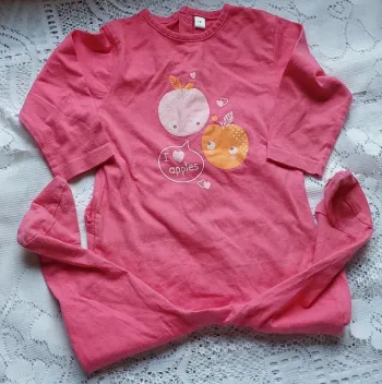 Grenouillère bébé fille, en très bon état, taille 9 mois