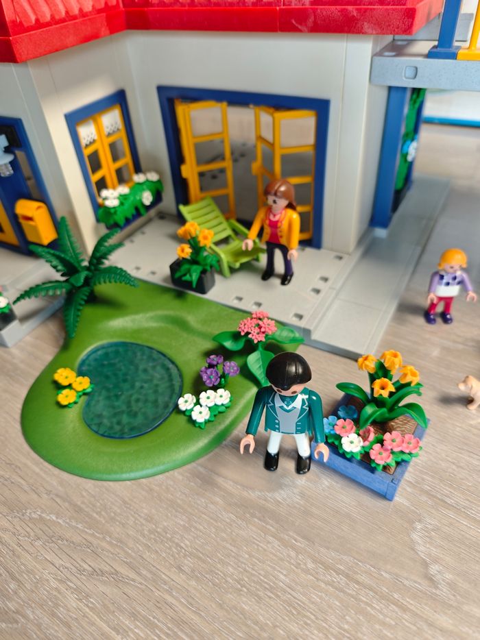Playmobil 3965 Maison contemporaine avec tous les accessoires - photo numéro 3