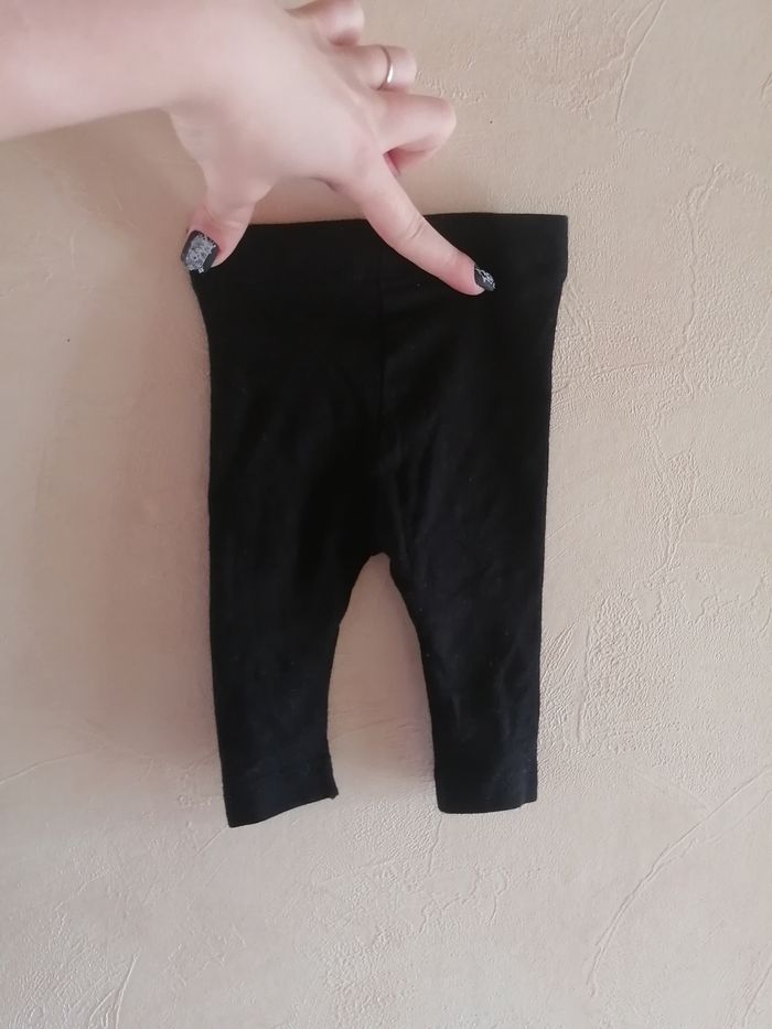 Lot de 2 leggings et 1 bodies 1mois kiabi - photo numéro 2