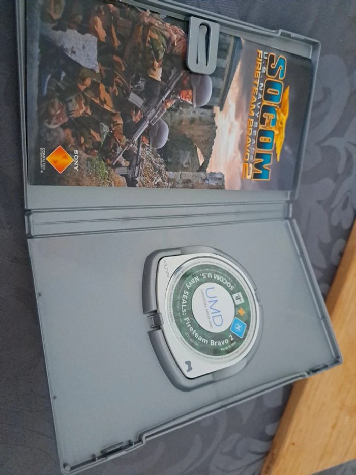Jeu PSP Socom fireteam bravo 2 - photo numéro 3