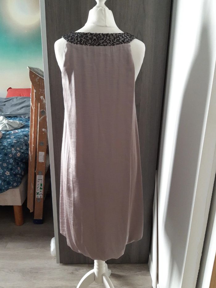 Robe grise - photo numéro 3