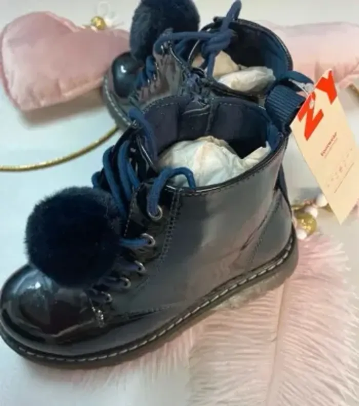 Bottines vernis fille - bleu - neuf - Zippy - Taille 28 - photo numéro 4