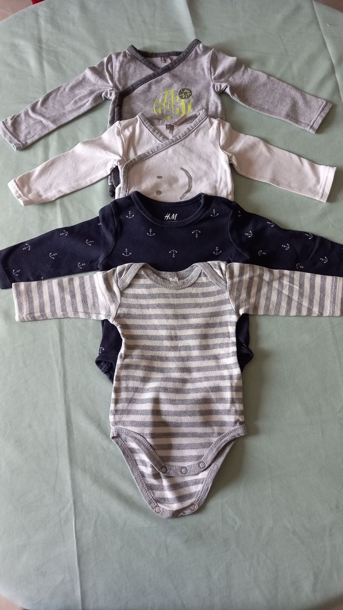 Lot de vêtements garçon 6mois printemps/été - photo numéro 5