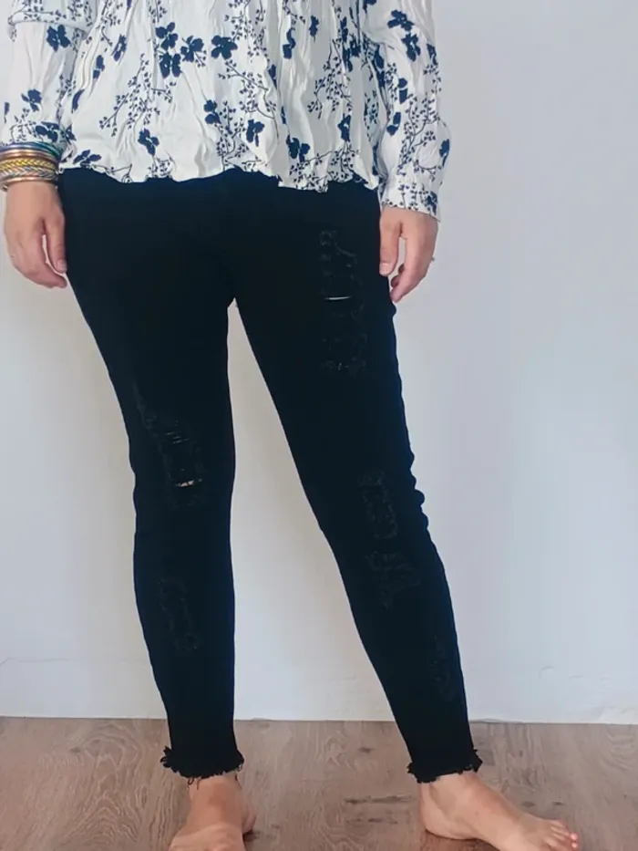 Jean noir skinny déchiré Six Values Denim – T38
