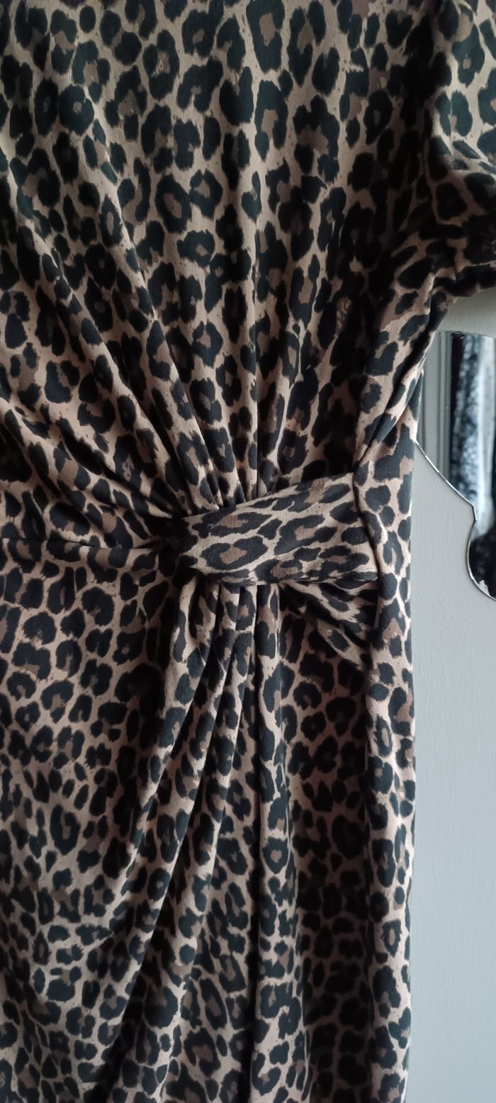 Superbe robe léopard - photo numéro 3