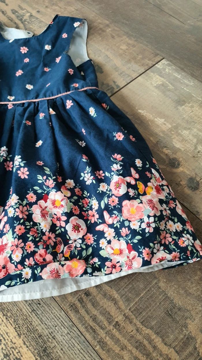 Robe primark 18 mois en très bon état - photo numéro 2