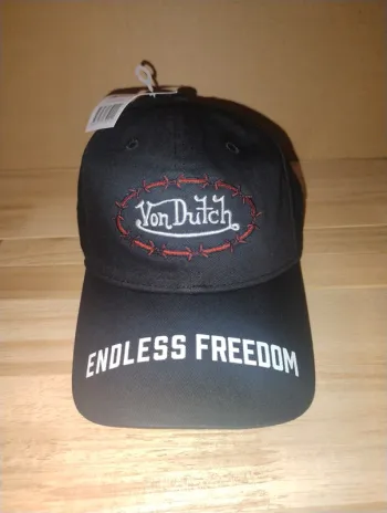 Von dutch casquette taille unique noire et rouge