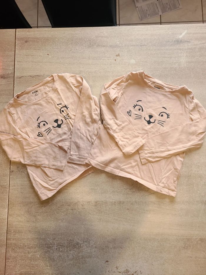 Lot de 2 tee-shirt manches longues. 4 ans. KIABI