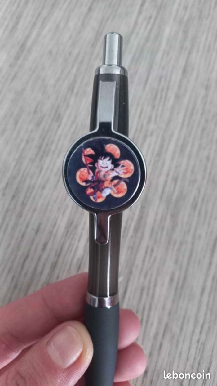 Stylo DBZ - photo numéro 2