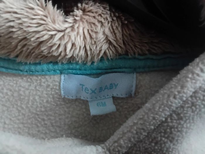 Pull à capuche tex 6mois - photo numéro 2