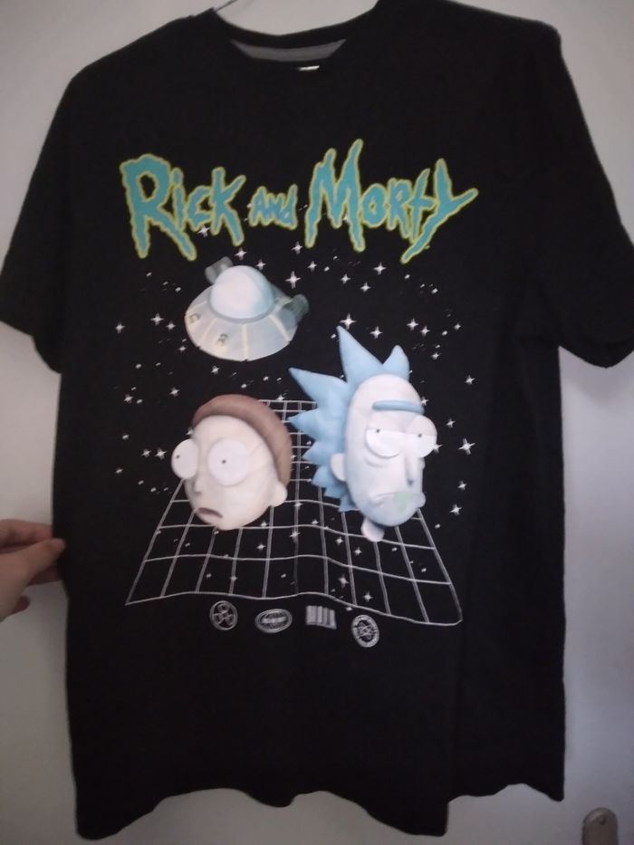 T shirt rick et morty