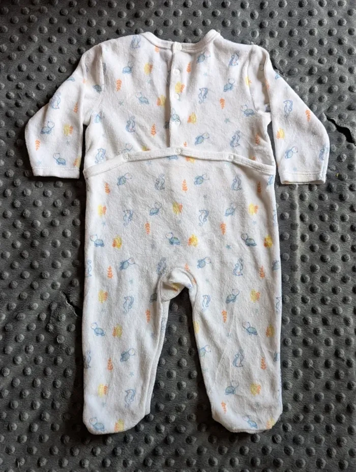 Pyjama mixte Le Phare de la Baleine – Taille 6 mois Comme neuf – Motifs hippocampes & tortues - photo numéro 3