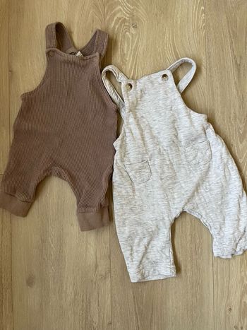 Lot de deux salopettes