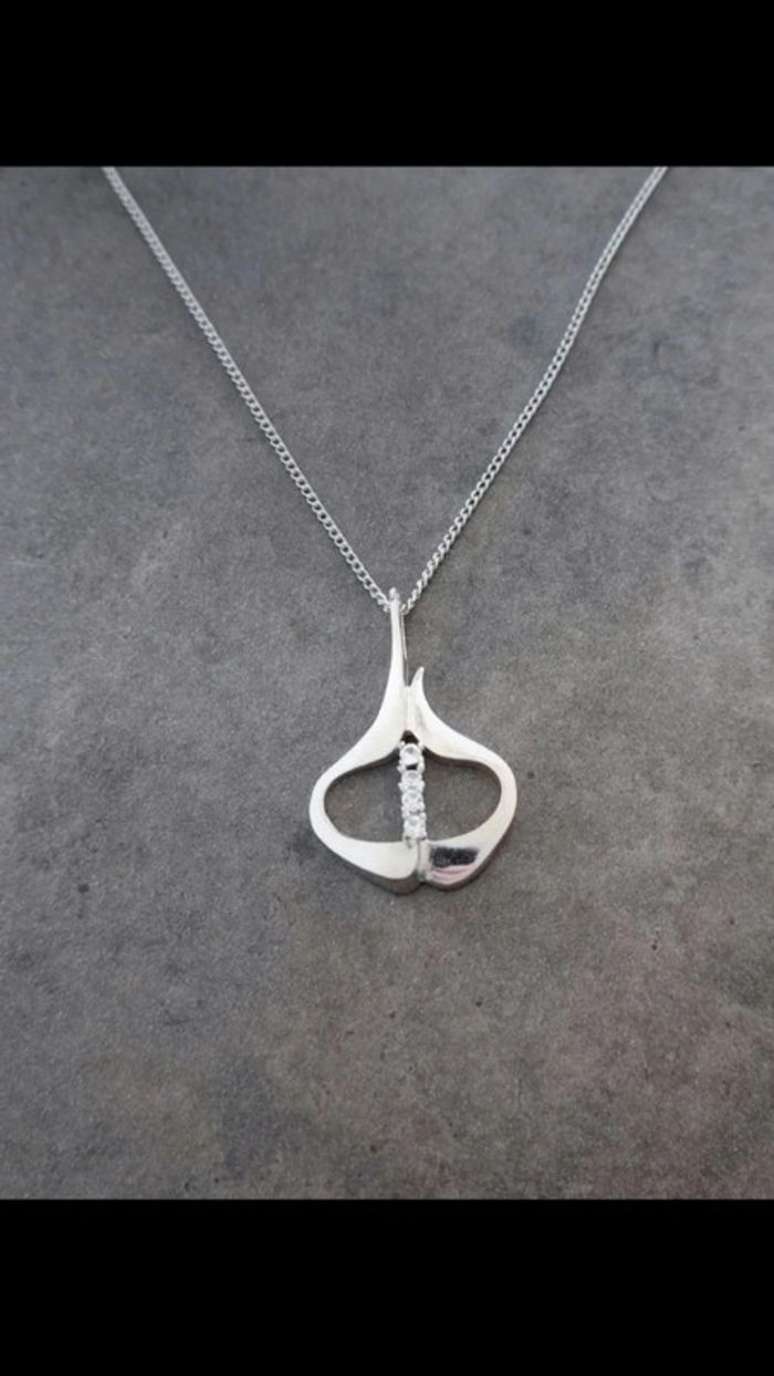 Collier fin argenté avec pendentif à strass - photo numéro 2
