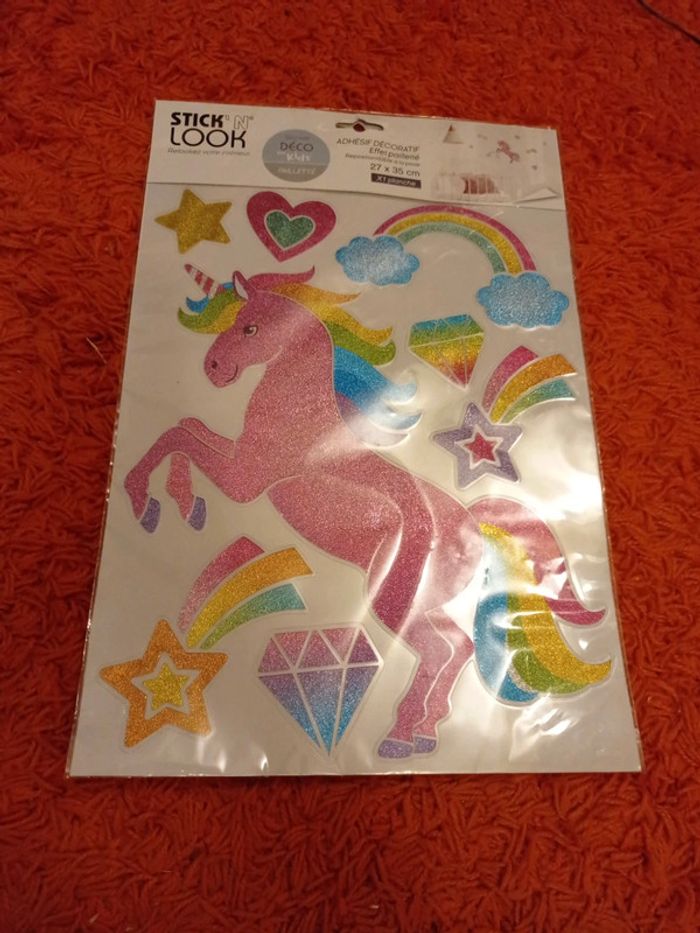 Adhésif décoratif effet pailleté "Licorne"