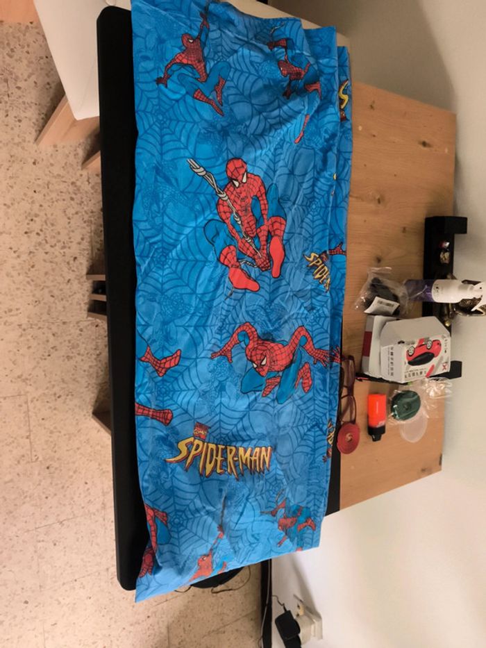 Traversin spiderman M4