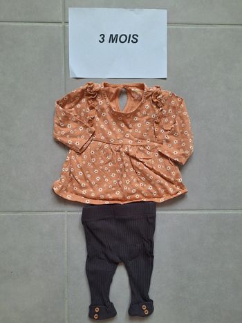 Ensemble 2 pièce kiabi neuf 3 mois
