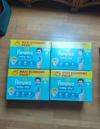 4 maxis economy packs Pampers baby dry taille 6