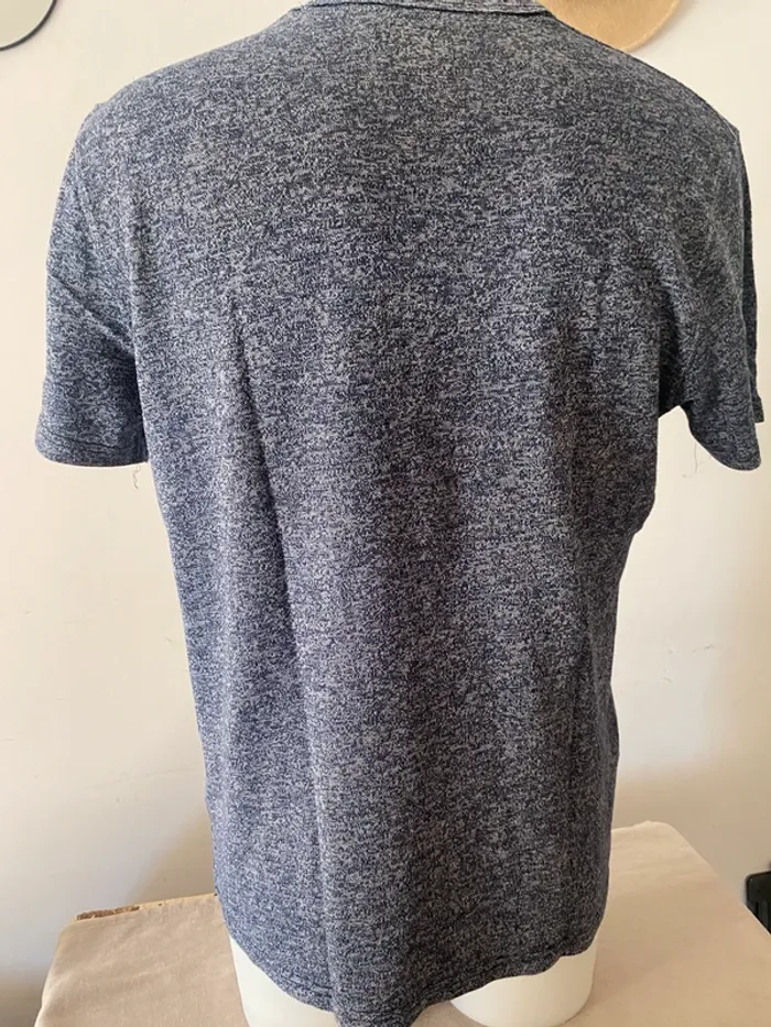 Tee-shirts bleu marine taille L - photo numéro 2