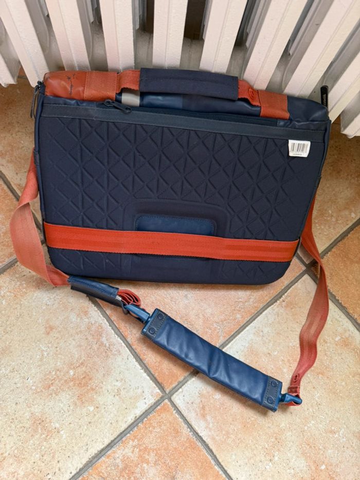 Sacoche multi poches ordinateur bleu et orange newfeel - photo numéro 4