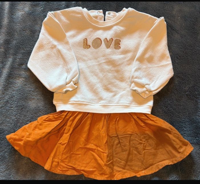 Robe fille neuve 23 mois