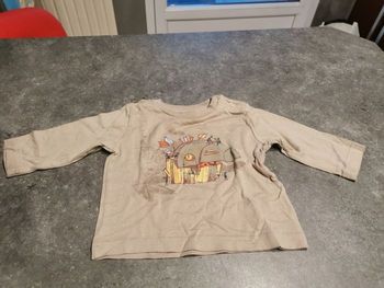 Tee shirt garçon, 6 mois petit bateau.