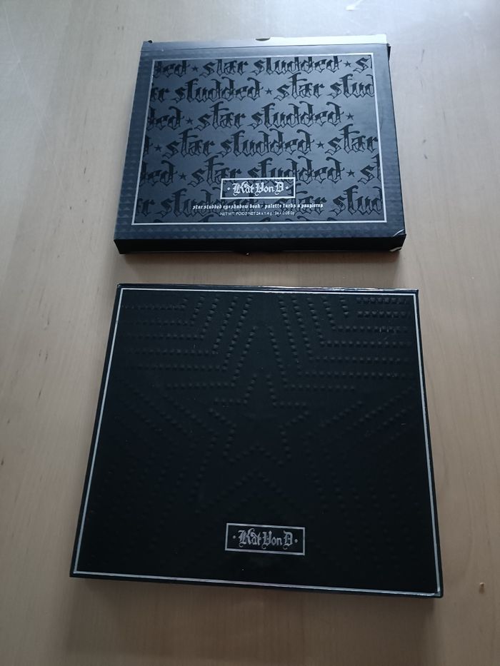 PALETTE  FETISH KAT VON D - photo numéro 2